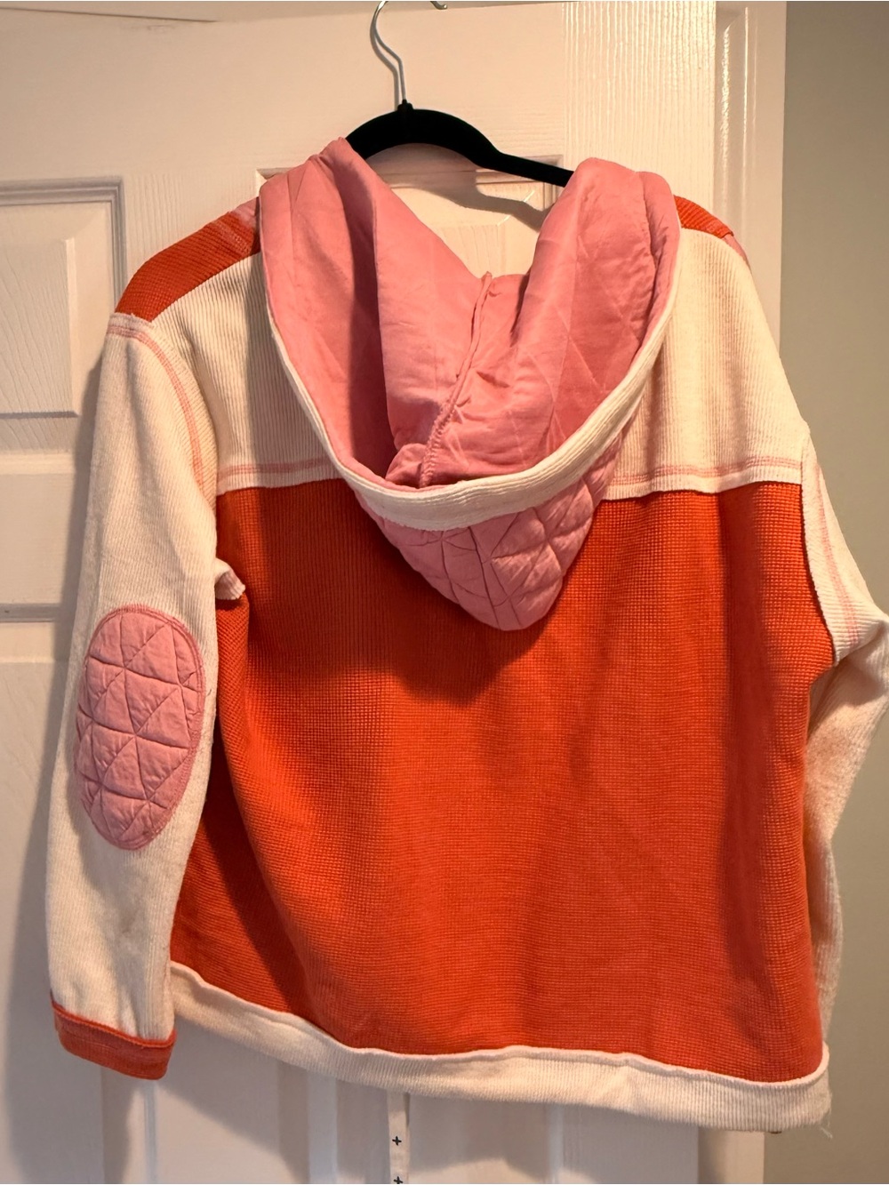 Colorblock Quilted Hooded Bomber Jacket in Pink, Orange & Cream - Picture 3 of 5